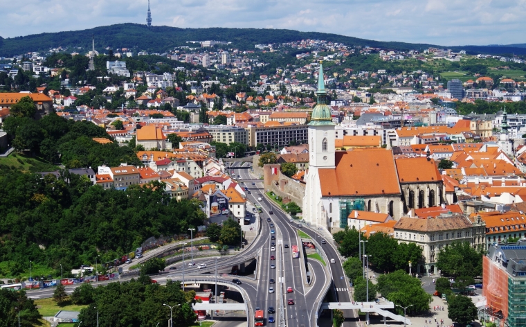 Bratislava, Vīne un Krakova Adventes laikā